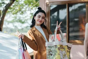 10 Drama Thailand dengan Genre Romcom untuk Menemani Waktu Santai