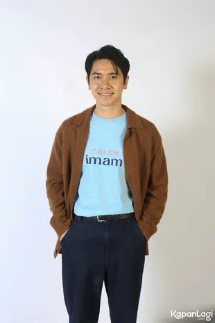 Emir Mahira Bangun 'Tembok' dengan Zee Asadel Demi Karakter Ustaz di Film Terbaru