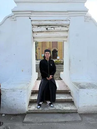 Foto-Foto Dul Jaelani Wisata Religi ke Tuban, Ziarah Makam Pemuka Agama