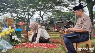 Harry Kiss Ungkap Alasan Rajin ke Makam Vidi Aldiano, Sebut Energi Sang Anak Masih Ada