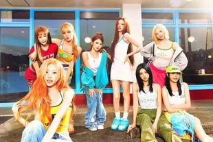Hearts2Hearts Tampil Fresh di Teaser Foto LEMON SUN Ver. untuk The 2nd Mini Album 'Lemon Tang'