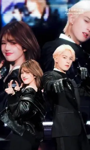 Heboh Zhao Lusi dan Dylan Wang Duet Bareng, Duo Bestie dari Sichuan