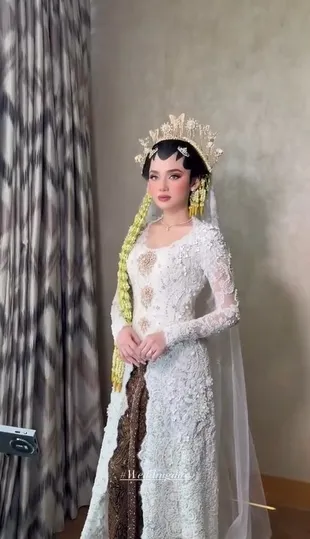 Kebaya Akad Nikah Syifa Hadju Terlihat Mewah, Gunakan Bahan Impor dan Aksen 3D