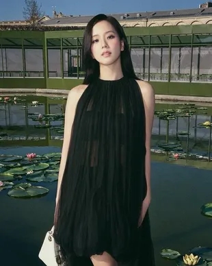 Klarifikasi Jisoo BLACKPINK Soal Isu Kakaknya, Tegas Bantah dan Siap Tempuh Jalur Hukum