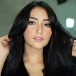 Berita, Foto, Profil, Video, Artis & Selebriti Indonesia 