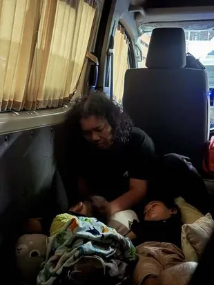 Marshel Widianto Ajak Istri & Dua Anaknya Road Trip ke Banyuwangi