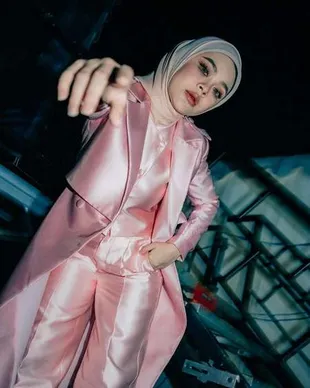 Melly Lee Tampil Berhijab di Pesta Raya Ramadan, Bocorkan Rahasia Makeup 'Korean Look'