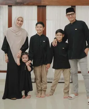 Menu Wajib Lebaran Dude Harlino, Sajikan Rendang Hingga Ayam Balado