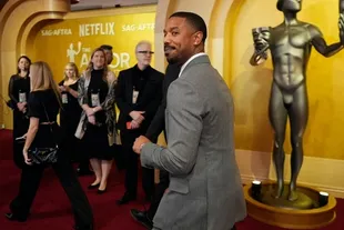 Michael B. Jordan Jadi Aktor Terbaik Actor Awards 2026, Persembahkan Untuk Sang Ibu Donna Jordan