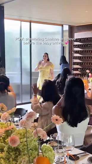 Momen Baby Shower Chelsea Islan, Konsep Summer Soiree dengan Game Seru