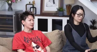 Momen Unik Takeru Satoh dan Hikaru Utada Hangout Sambil Tanding Main Tetris