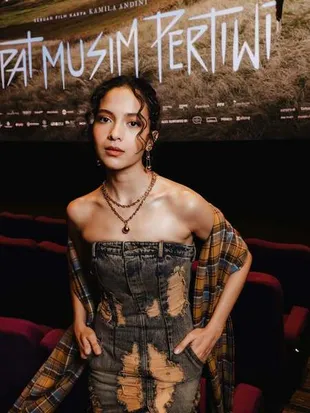 Pesona Putri Marino di Gala Premiere Film Empat Musim Pertiwi
