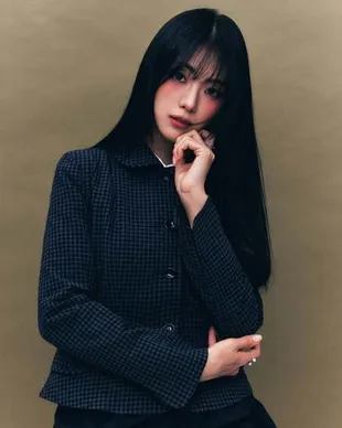 Potret Cantik Kim Jiyoon, Kakak Jisoo BLACKPINK yang Sama-Sama Punya Aura Bintang 