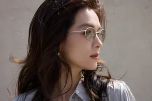 Potret Chen Haoyu Tampil Menawan saat Hadiri COS 2026 Spring/Summer Fashion Show in Seoul