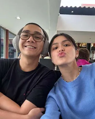 Potret Chicco Kurniawan dengan Pacar  yang Berprofesi Sebagai Dokter Gigi