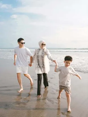 Potret Citra Kirana dan Rezky Adhitya Liburan di Bali, Gak Sengaja Ketemu Natasha Rizky