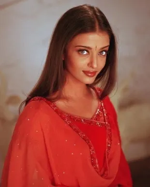 Potret Lawas Aishwarya Rai yang Stunning Abis, Karir Bersinar Sejak Belia - Pilih Tinggalkan Kuliah Demi Jadi Artis