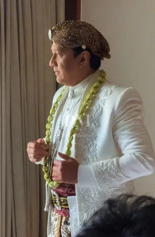 Potret Penampilan Andre Taulany di Momen Akad Nikah dengan Amanda Rigby 