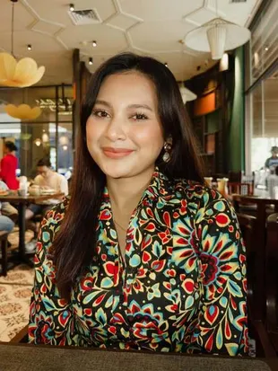 Potret Perayaan Ultah Indah Permatasari yang ke-29: Makan Bareng Suami dan Anak