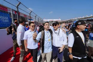  Potret Sederet Artis Nonton MotoGP Mandalika 2026, Ada Lucinta Luna hingga Luna Maya
