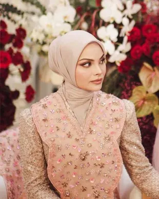 Potret Tengku Nadira Khataman dan Pengajian Jelang Pernikahan dengan Teuku Agassi Revano