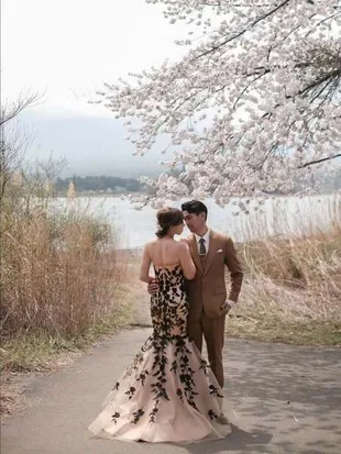 Prewedding Hessel Steven Wong dan Sandy di Jepang, Berlatar Gunung Fuji