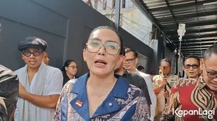 Rieke Diah Pitaloka Kawal Sidang PK Nikita Mirzani
