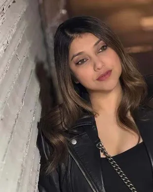 Sarah Azhari Ingatkan Bahaya Penyakit Ain Saat Puji Kecantikan Orang Lain