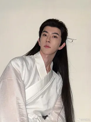 Selain Yu Menglong, 8 Artis dari Agensi yang Sama Meninggal "Tidak Wajar"