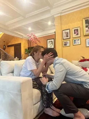 Tamara Bleszynski Unggah Foto Cium Teuku Rassya, Ungkap Ketulusan Anaknya