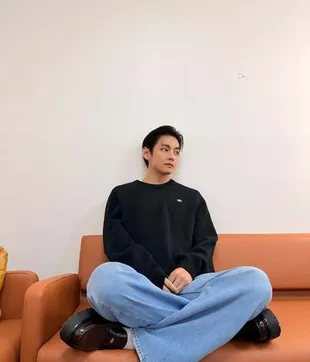 V BTS Buka Suara Soal Namanya Terseret di Sidang Min Hee Jin