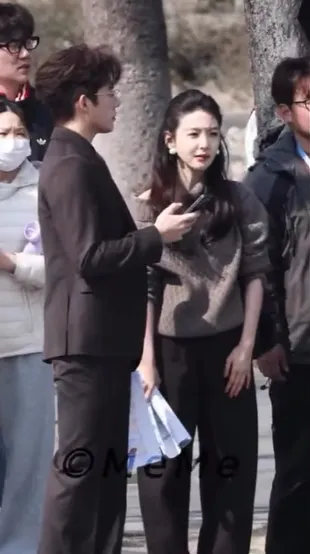 Wang Anyu dan Zhang Ruonan Kepergok Syuting Bersama Drama I LIVE IN YOUR TIME 