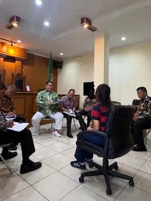 Zaskia Adya Mecca Bagikan Pengalaman Saat Dampingi Anak Jadi Saksi dalam Persidangan di Pengadilan