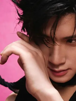 Zhan Xuan Tampil Menawan di Pemotretan Majalah NYLON