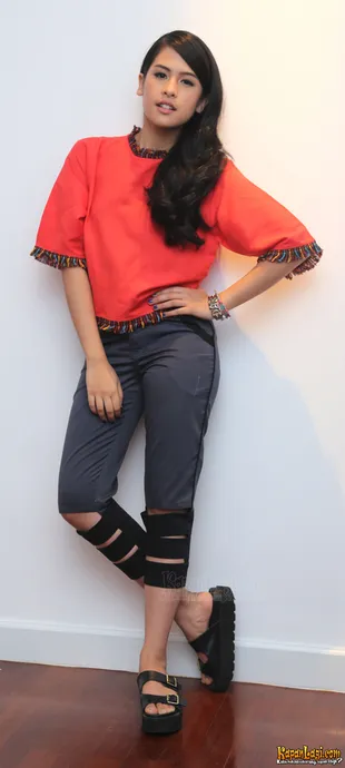 Maudy Ayunda