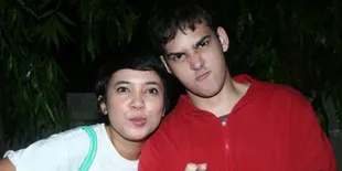 Lambat Balas SMS, Fitri Tropica Bikin Kekasih Sebal