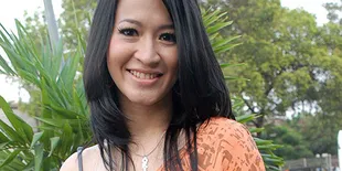 Tahu Pasha ke Australia, Okie Cuek