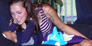 Donna Agnesia: 2012 Bukan Kiamat Tapi Bikin Anak