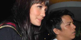 Luna Maya, Inspirasi Menciptakan Lagu Bagi Ariel