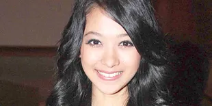 Poppy Bunga Belajar Merokok dan Rela Diperkosa