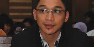 John P Pasaribu: Sidang Okie - Pasha Seperti Perceraian