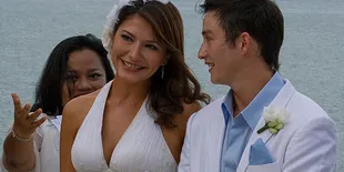 Fotografer Pernikahan Tamara - Mike Tak Mau Ikut Campur