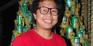 Sandy Sandhoro Curi Perhatian JJF 2010