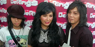 Titi DJ Belum Terpikir Bikin 'Band Keluarga'