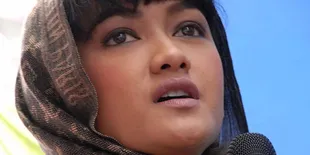 Status Janda Julia Perez Tak Akan Ganggu Pencalonan