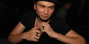 Anji: Mama Senang Punya Cucu