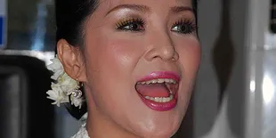 Maria Eva Tak Mau Melihat ke Belakang