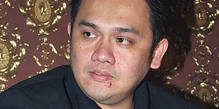 Farhat Abbas Kembali Laporkan Ariel, Luna dan Cut Tari