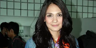 Kangen, Luna Maya Jenguk Ariel