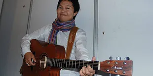 Sandy Sandhoro Tak Mau Disebut Superstar